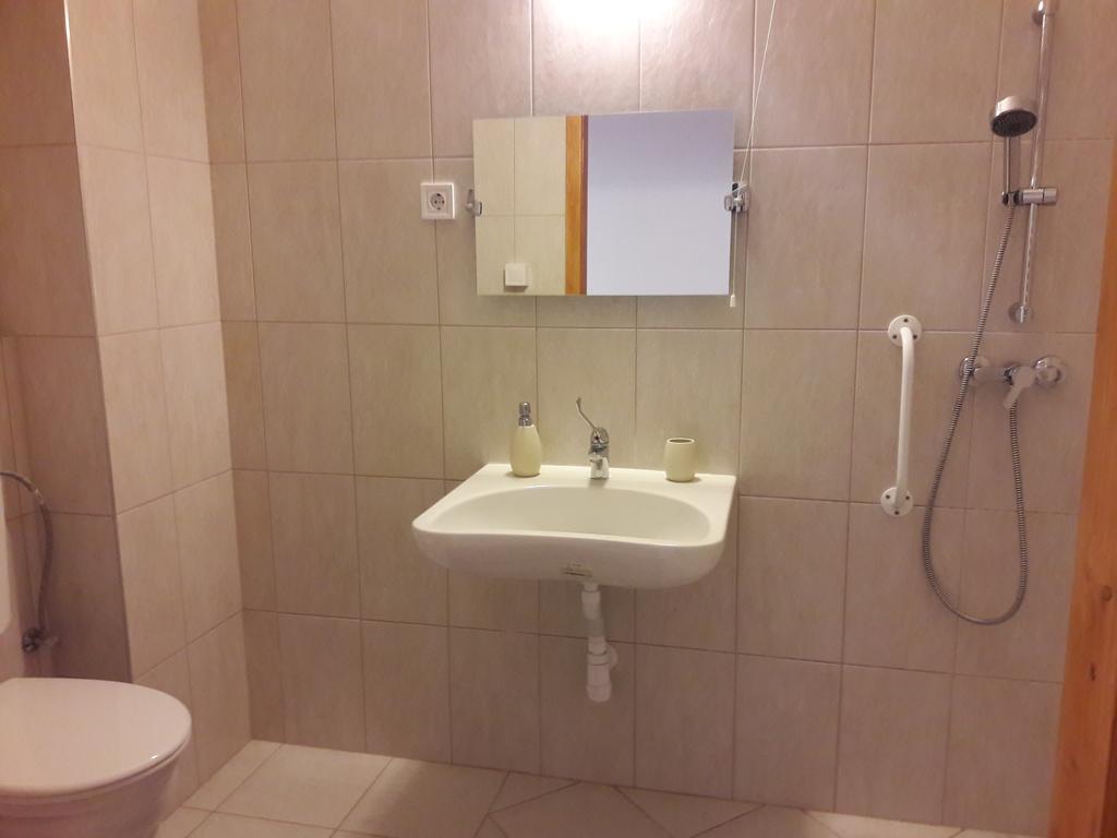 Diofa Vendeghaz Appartement Eger Buitenkant foto